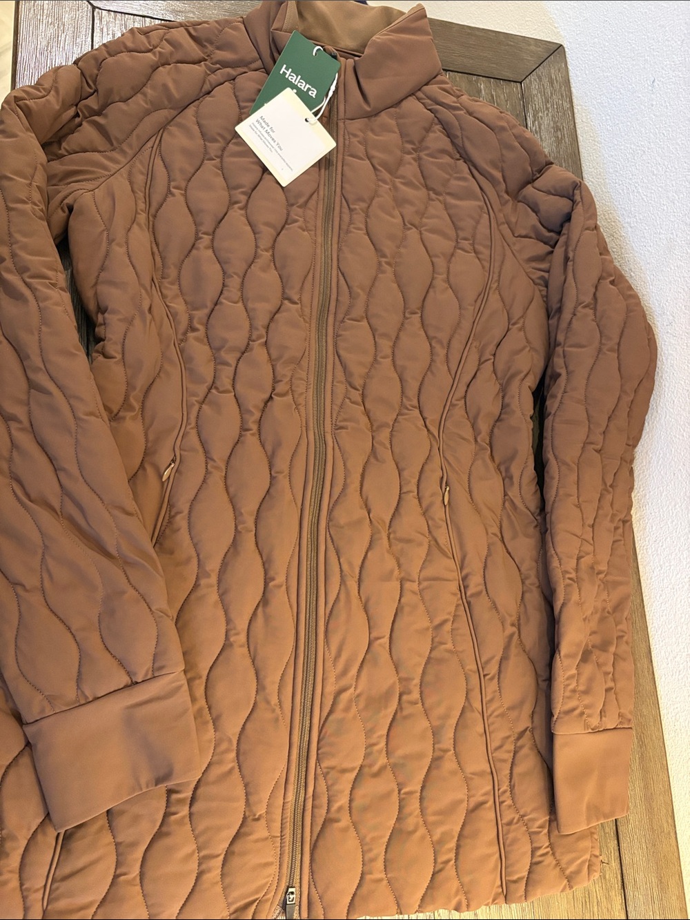 NWT [Halara] PuffFlex Long Sleeve Thumb Hole Quilted Jacket Brown Women’s L - Picture 9 of 16